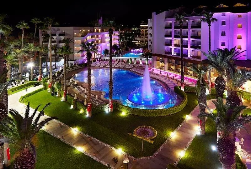 نمای هتل پرایم بیچ مارماریس